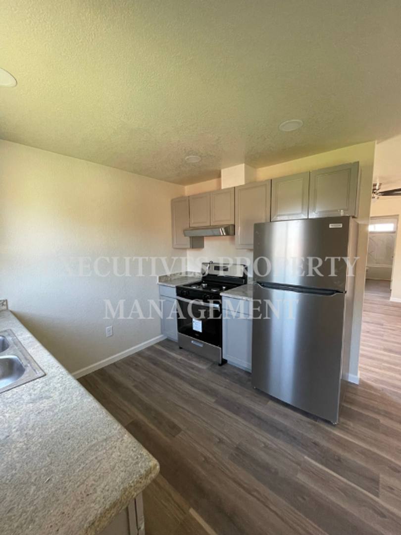 House for rent at 1690 Stretch Rd, Merced, CA 95340