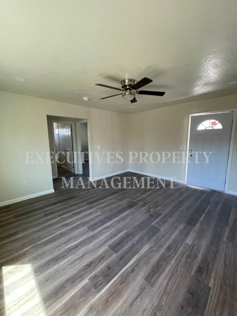 House for rent at 1690 Stretch Rd, Merced, CA 95340