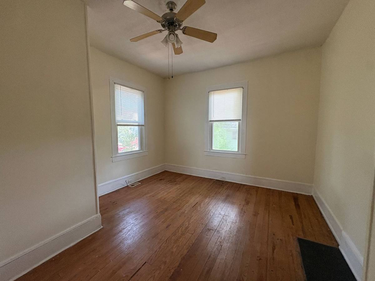 House for rent at 15 Circle St, Taylors, SC 29687