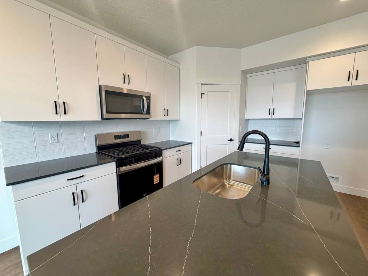 Townhouse for rent at 2717 W 2775 N, Ogden, UT 84404