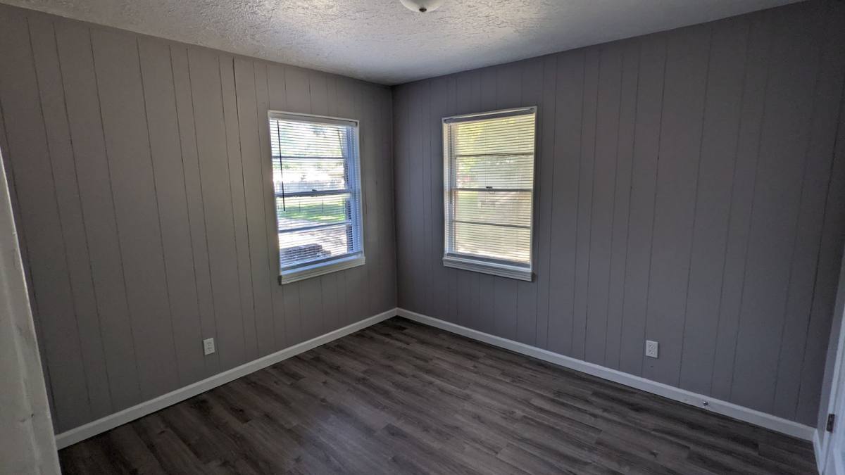 Apartment for rent at 1042 S Everett, Wichita, KS 67213