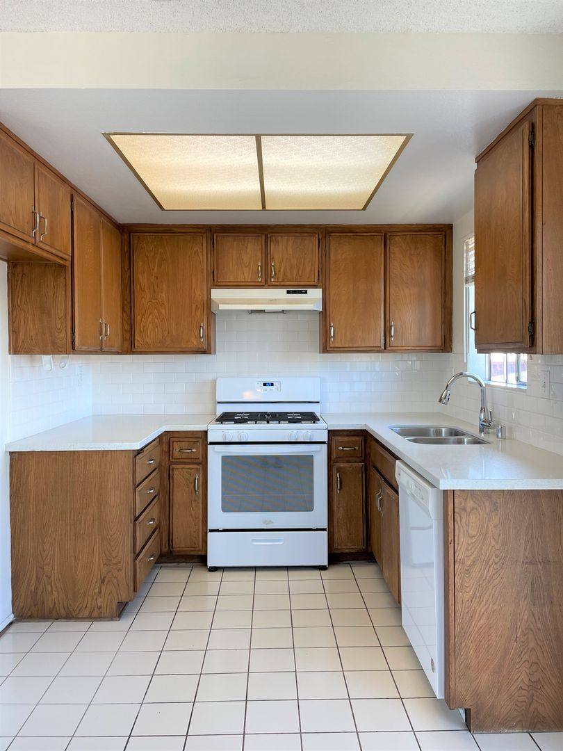 Apartment for rent at 1255 W 7th St, San Pedro, CA 90731