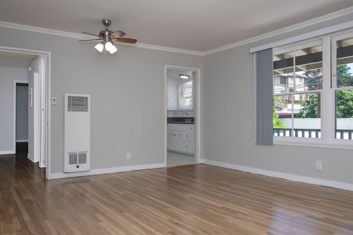 Apartment for rent at 652 Orange Grove Ave, South Pasadena, CA 91030