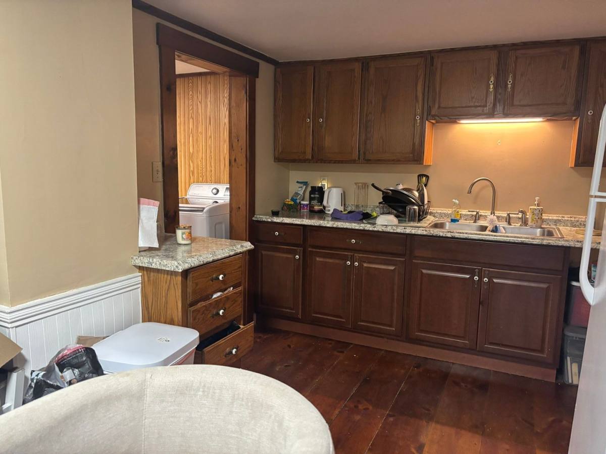 Apartment for rent at 41 Union St, Leominster, MA 01453