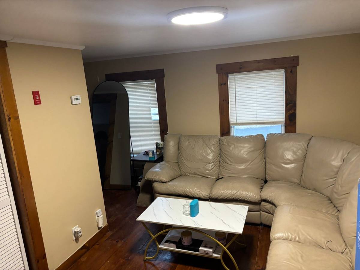 Apartment for rent at 41 Union St, Leominster, MA 01453