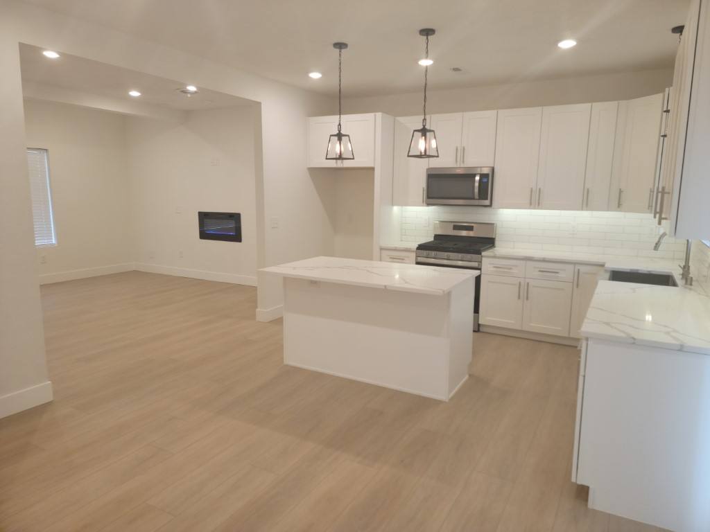 Apartment for rent at 12110 N Freya St, Mead, WA 99021
