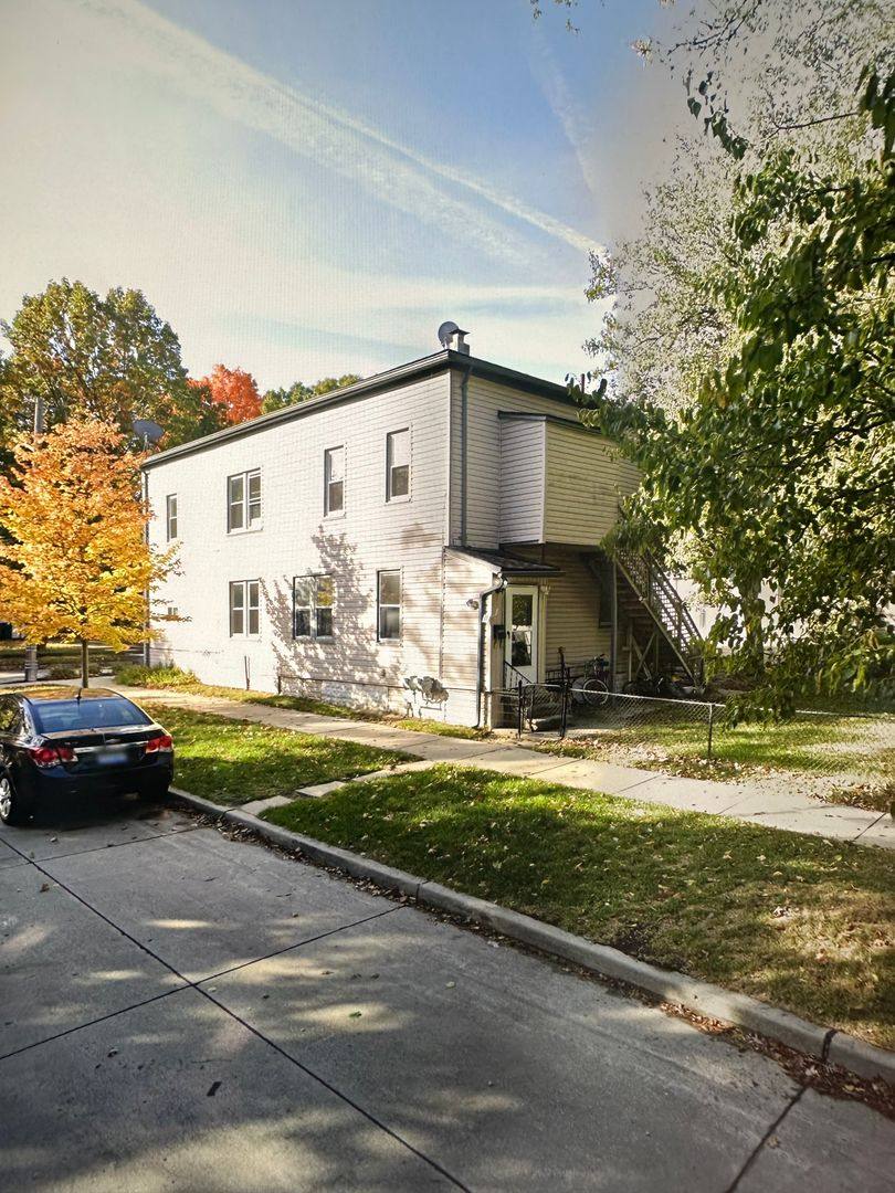 Apartment for rent at 24425 Republic, Oak Park, MI 48237