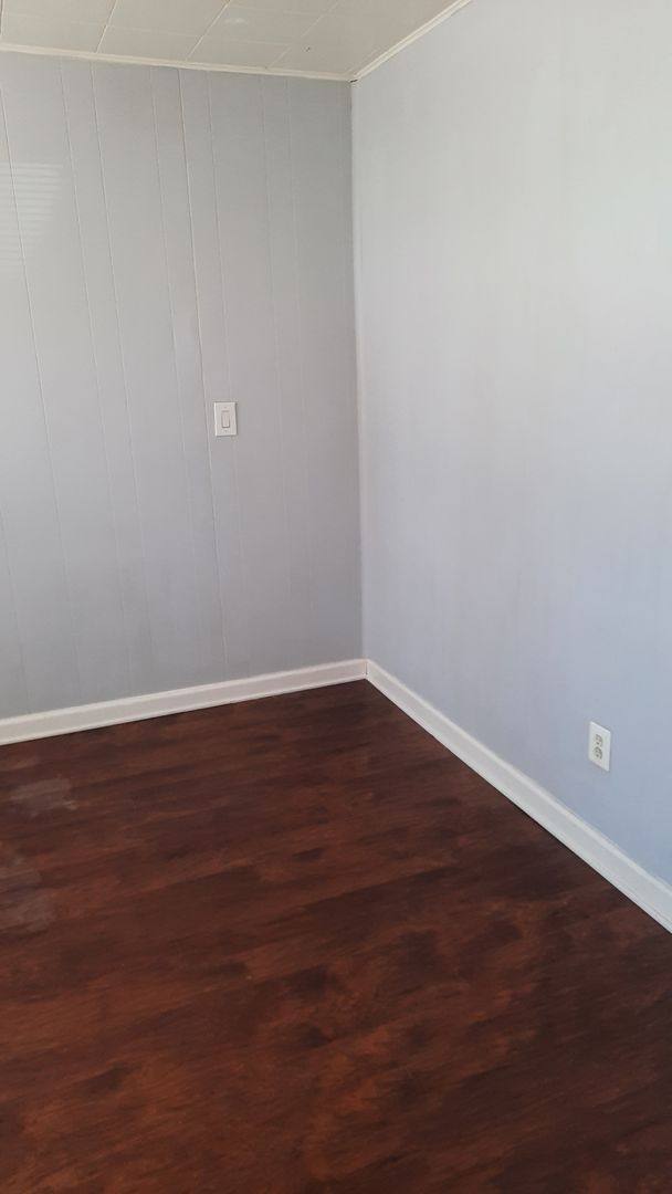 Apartment for rent at 24425 Republic, Oak Park, MI 48237