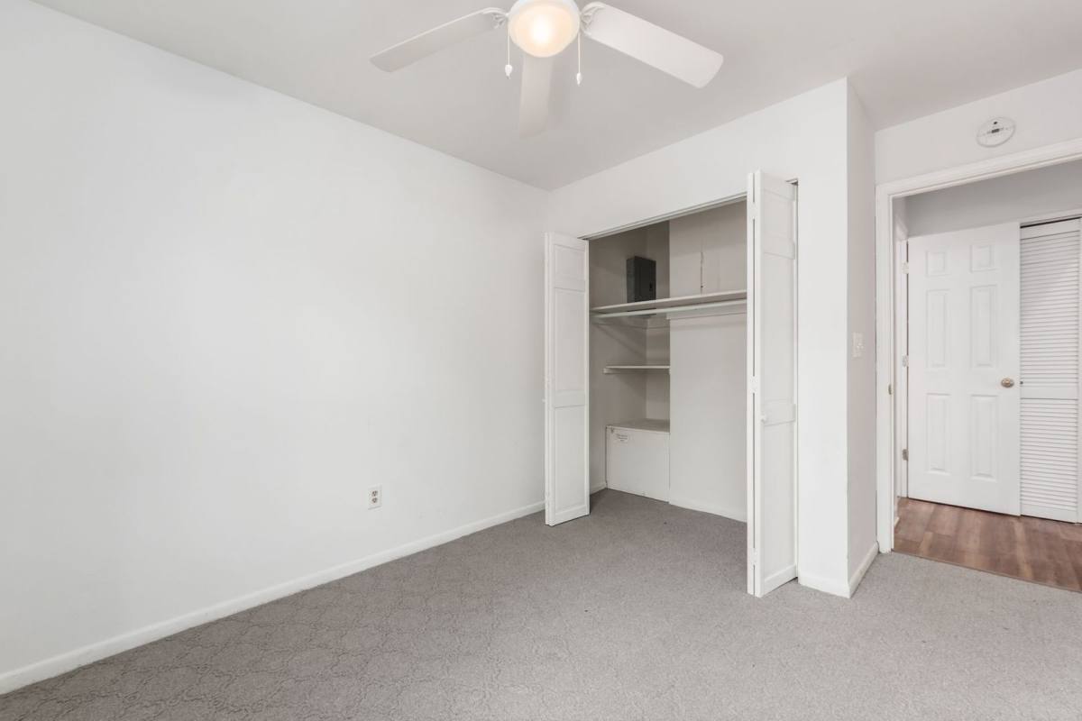Apartment for rent at 981 Highland St, Columbus, OH 43201