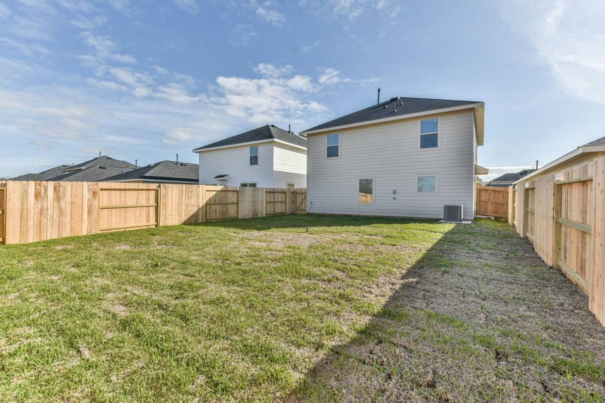 House for rent at 18927 Jasper Ridge Dr, Hockley, TX 77447