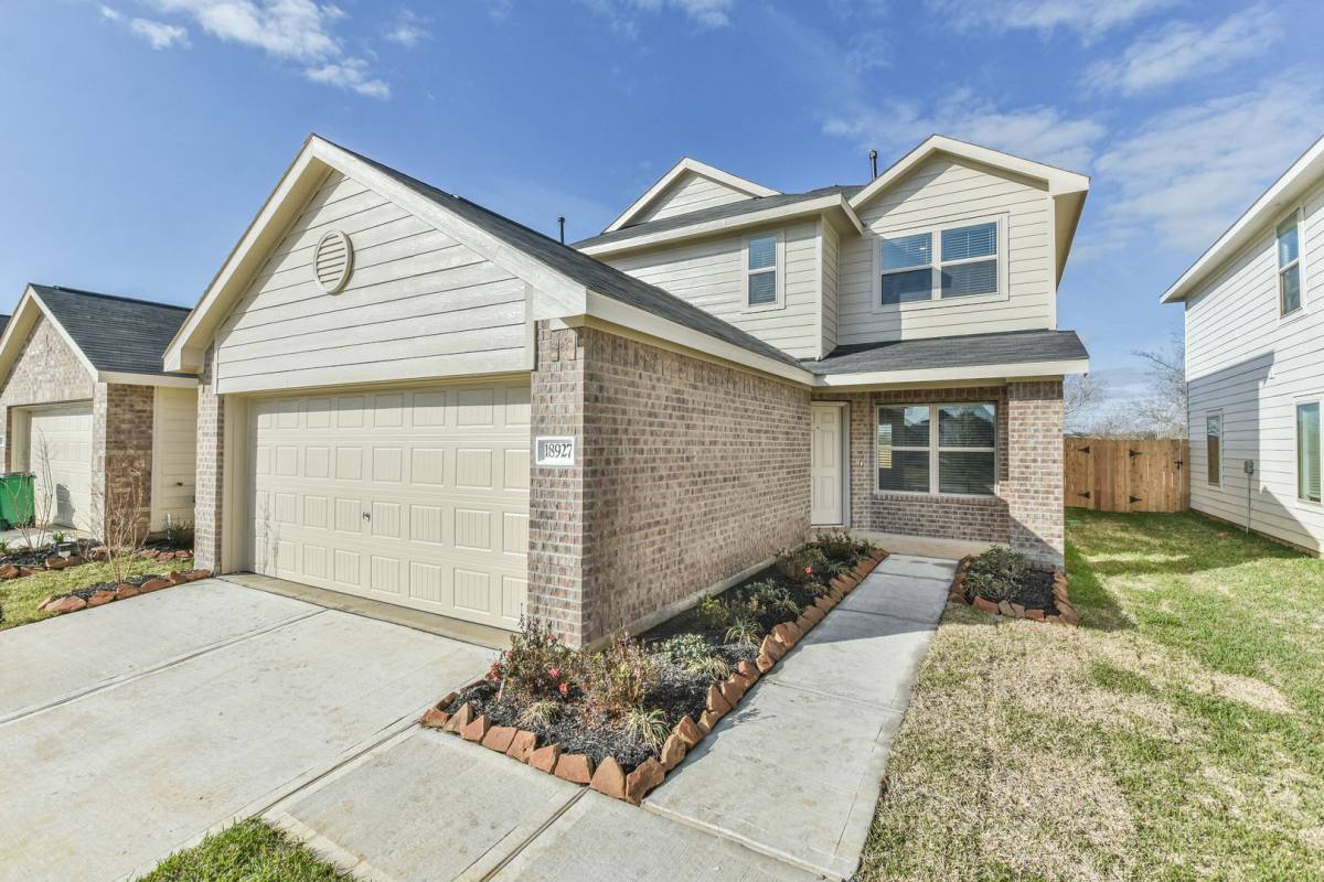 House for rent at 18927 Jasper Ridge Dr, Hockley, TX 77447