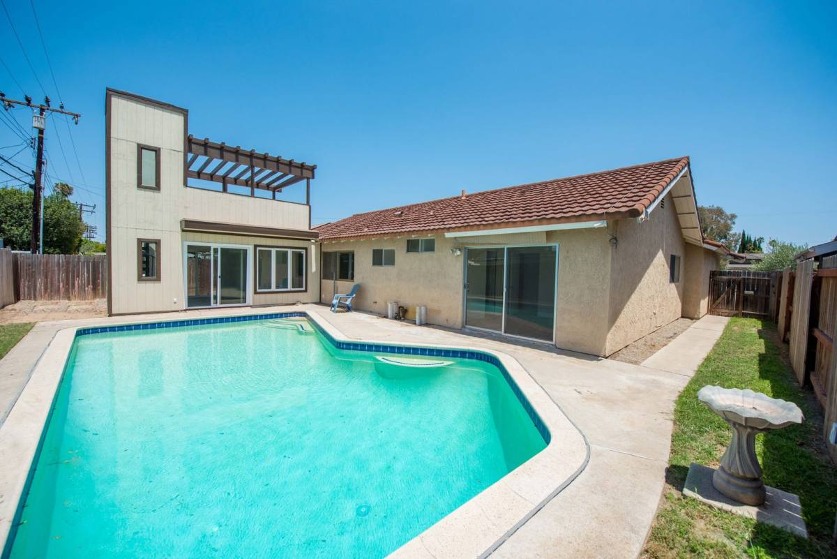 House for rent at 3069 Hayes Ave, Costa Mesa, CA 92626
