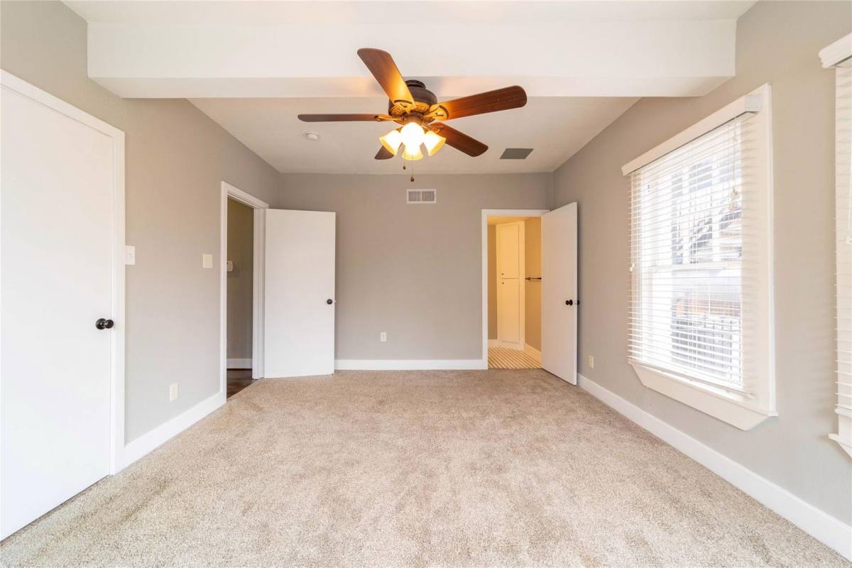 Apartment for rent at 2226 W Rosedale St S, Fort Worth, TX 76110