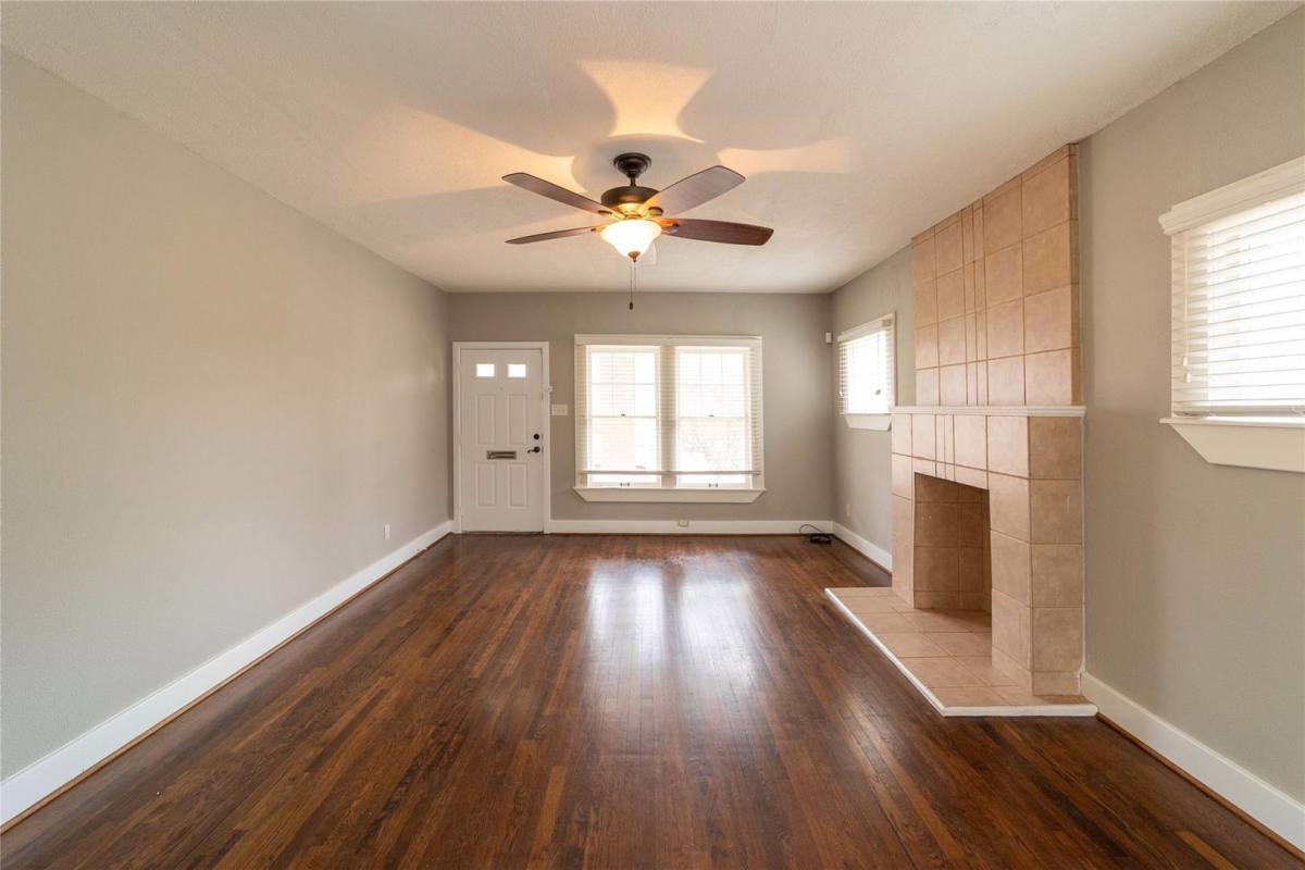 Apartment for rent at 2226 W Rosedale St S, Fort Worth, TX 76110