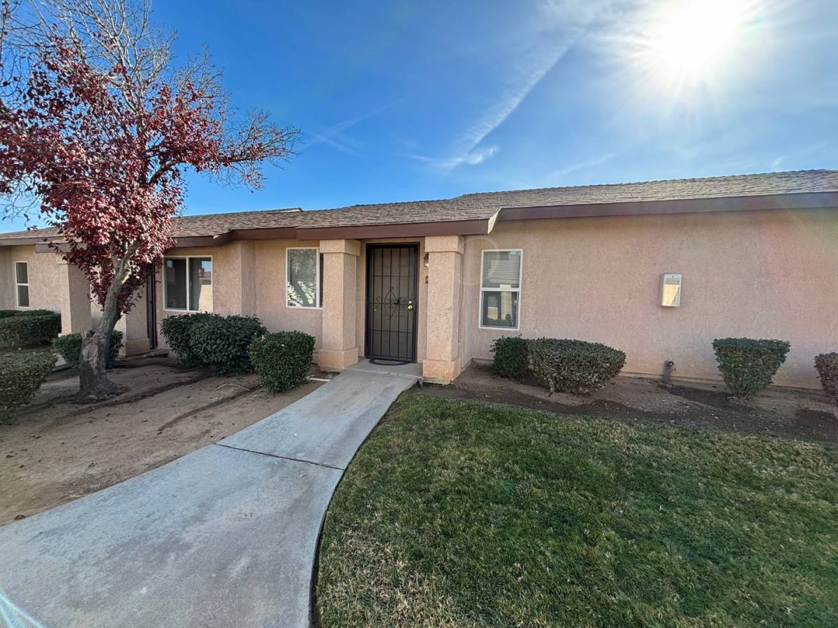 Apartment for rent at 14848 Sequoia St, Hesperia, CA 92345