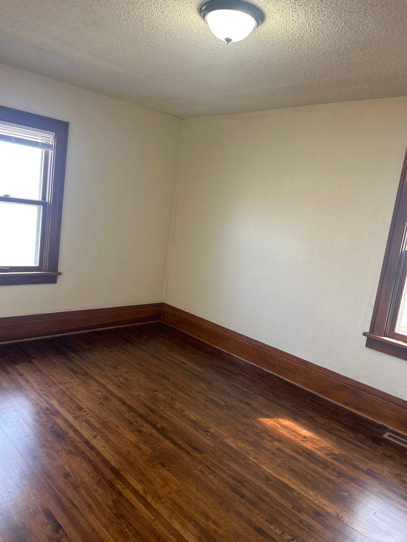 House for rent at 903 Newton Ave N, Minneapolis, MN 55411
