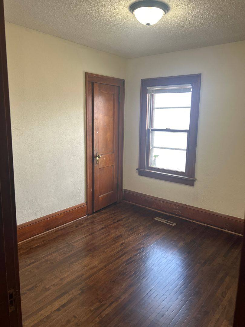 House for rent at 903 Newton Ave N, Minneapolis, MN 55411