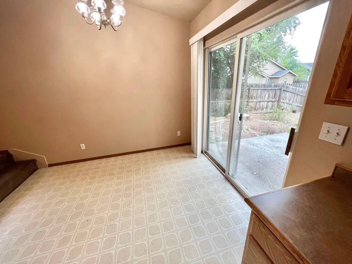 Apartment for rent at 978-980 Hidden Valley, Bend, OR 97701