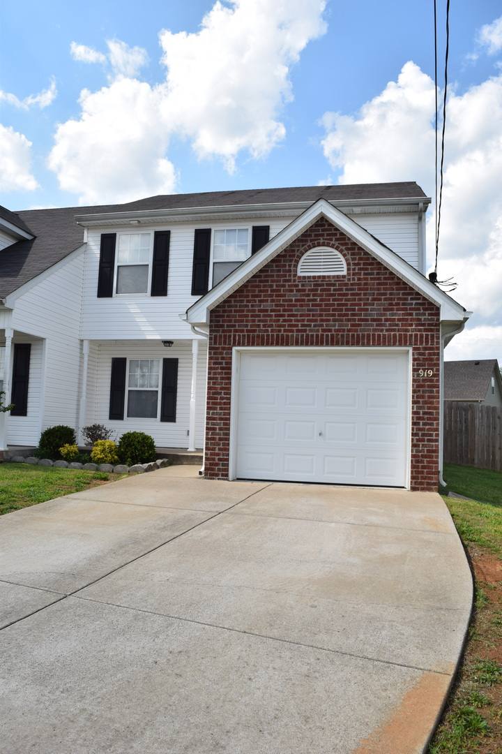 Townhouse for rent at 919 Tapoco Court, Smyrna, TN 37167