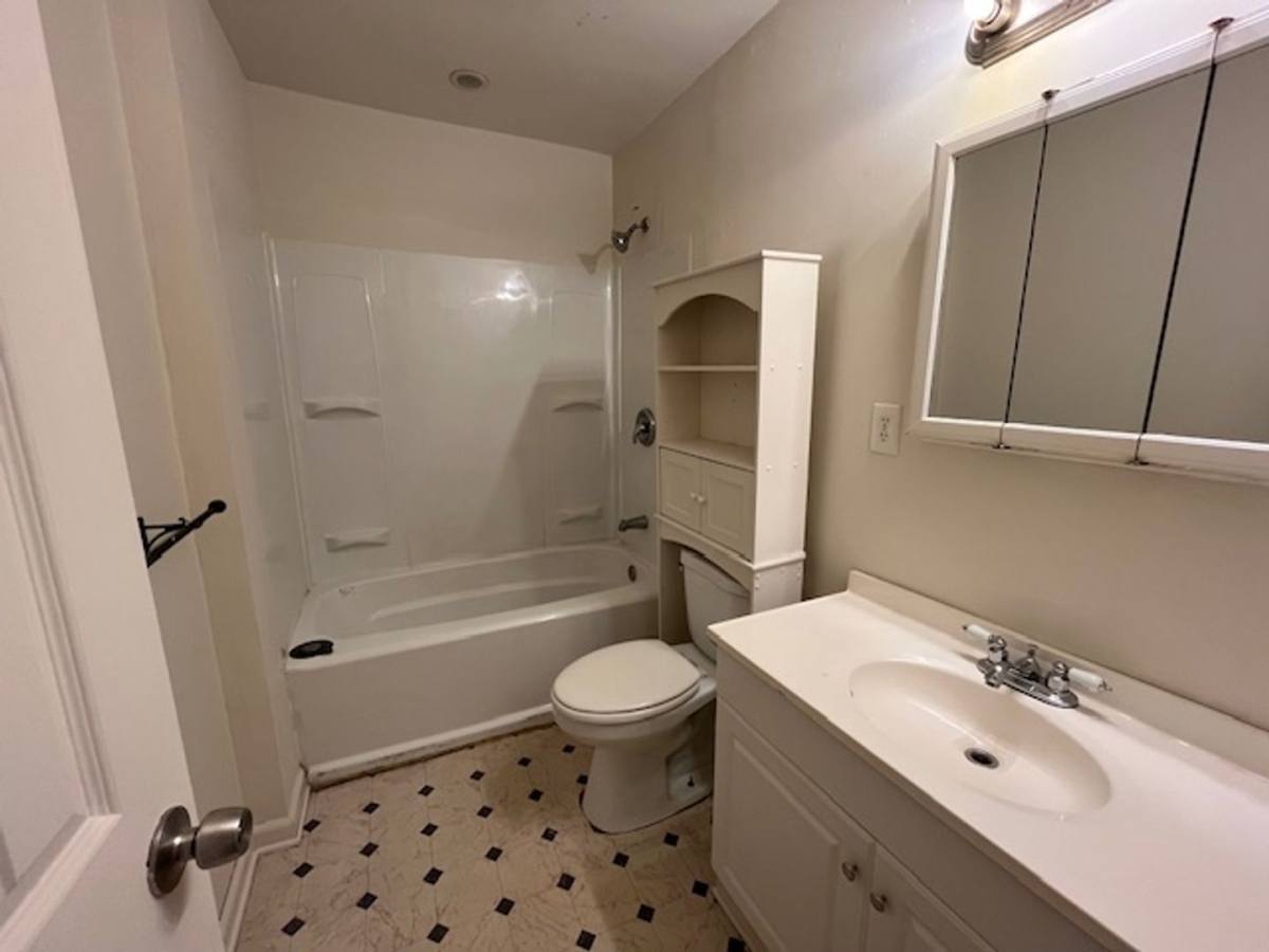 House for rent at 2960 Nolan Rd, Olive Branch, MS 38654