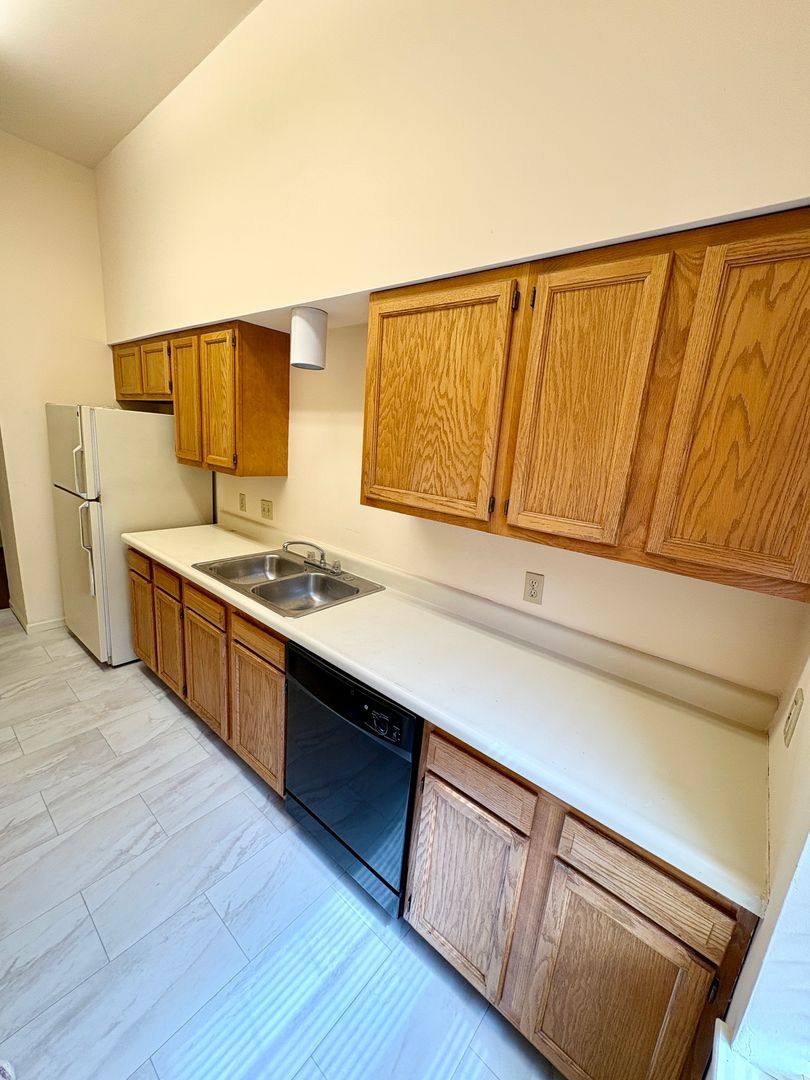 Apartment for rent at 2406 S 10th St, Saint Louis, MO 63104