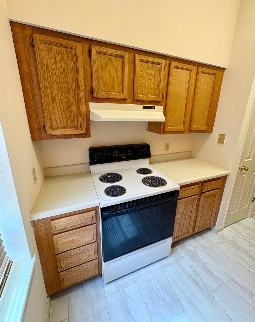 Apartment for rent at 2406 S 10th St, Saint Louis, MO 63104