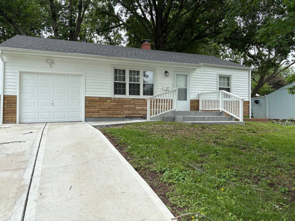 House for rent at 5517 Willow Ave, Kansas City, MO 64133