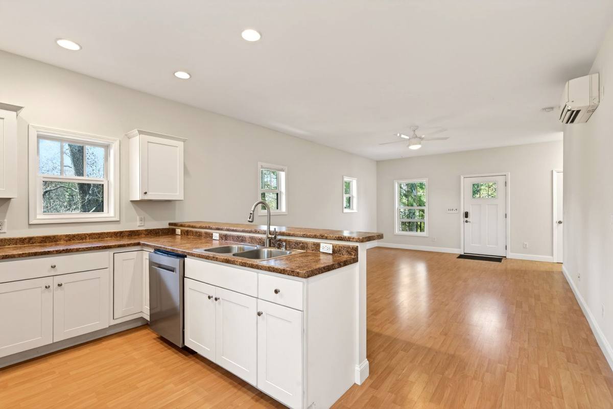 House for rent at 104 Hiawassee Ave, Black Mountain, NC 28711