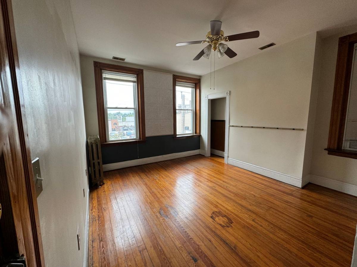 Apartment for rent at 815 Church St, Lynchburg, VA 24504