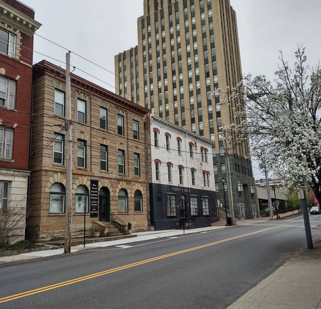 Apartment for rent at 815 Church St, Lynchburg, VA 24504