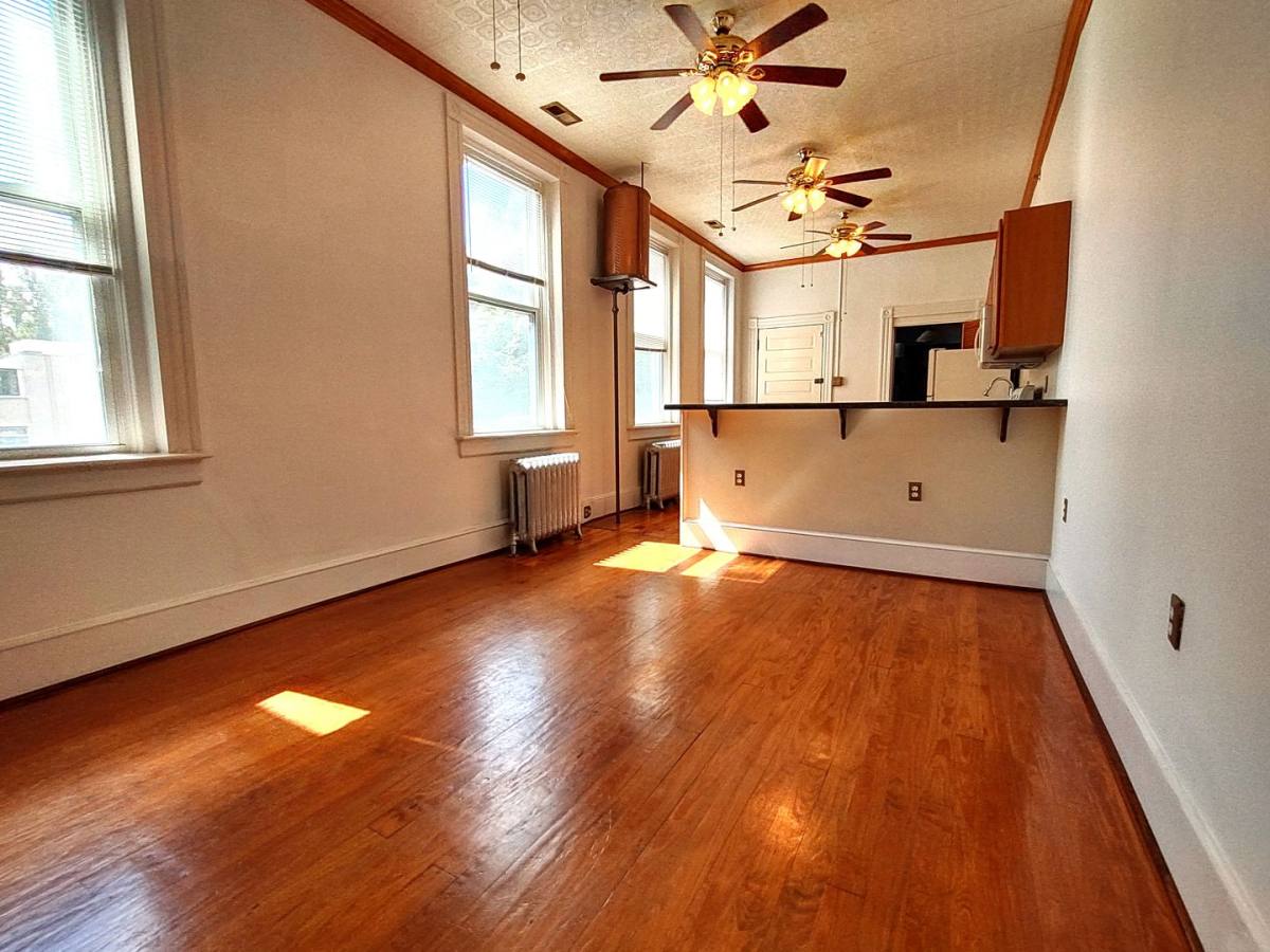 Apartment for rent at 815 Church St, Lynchburg, VA 24504