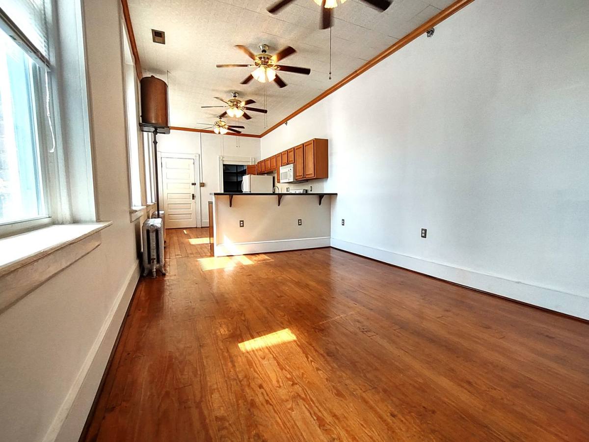 Apartment for rent at 815 Church St, Lynchburg, VA 24504