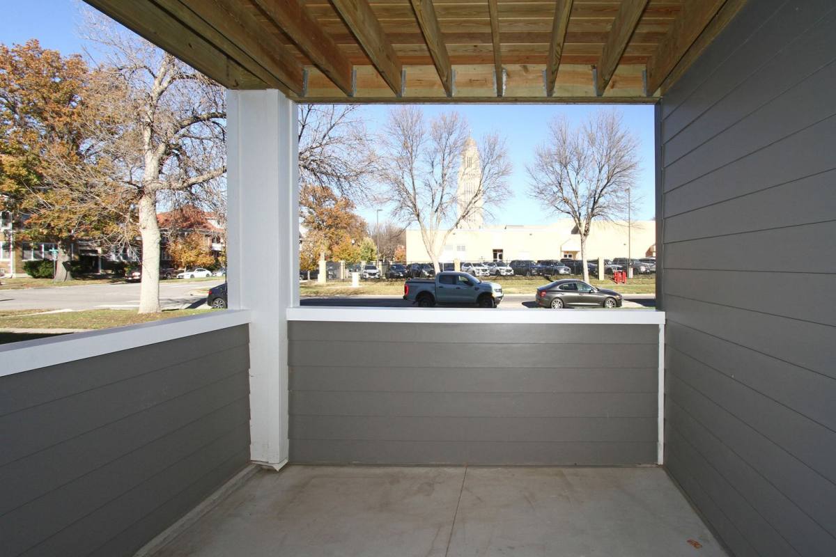 Apartment for rent at 1515 F St, Lincoln, NE 68508