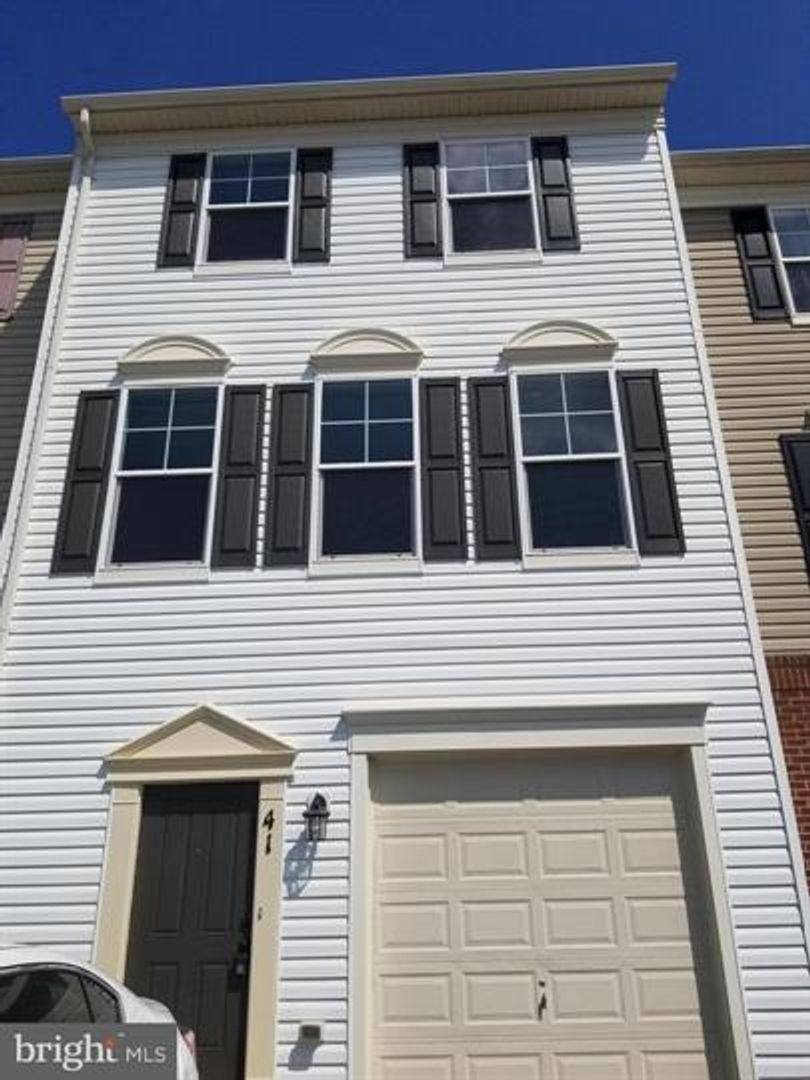 Townhouse for rent at 41 Rapidan Dr, Stafford, VA 22556