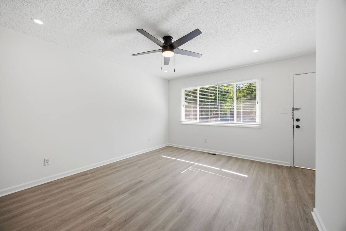 House for rent at 1129 Marlborough Rd, Raleigh, NC 27610