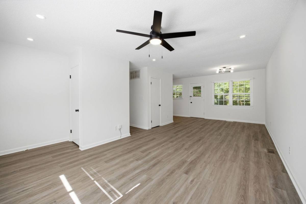 House for rent at 1129 Marlborough Rd, Raleigh, NC 27610