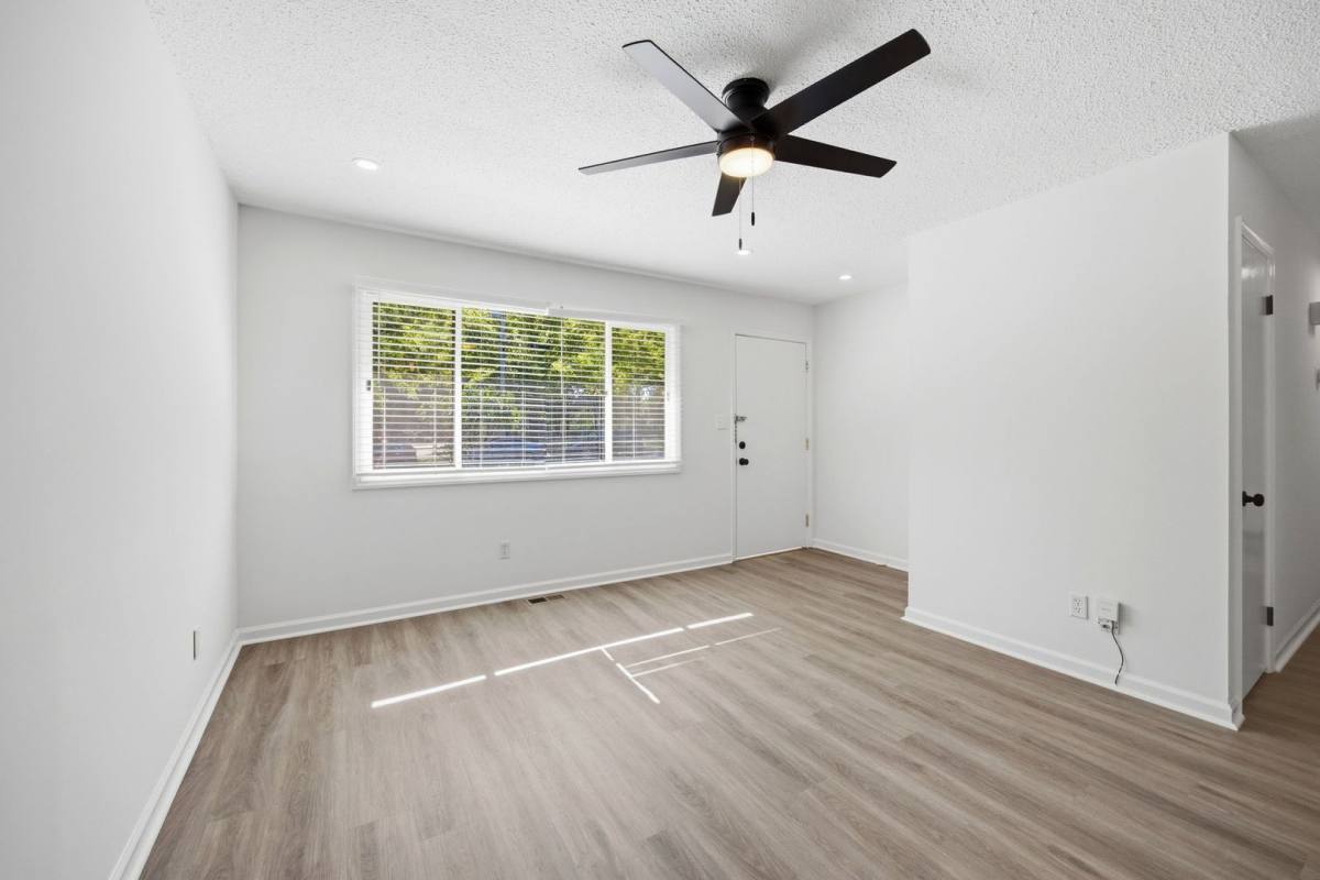 House for rent at 1129 Marlborough Rd, Raleigh, NC 27610