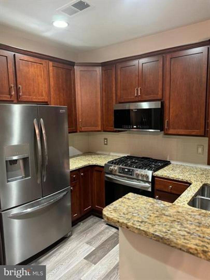 Townhouse for rent at 2248 Margraf Circle, Woodbridge, VA 22191