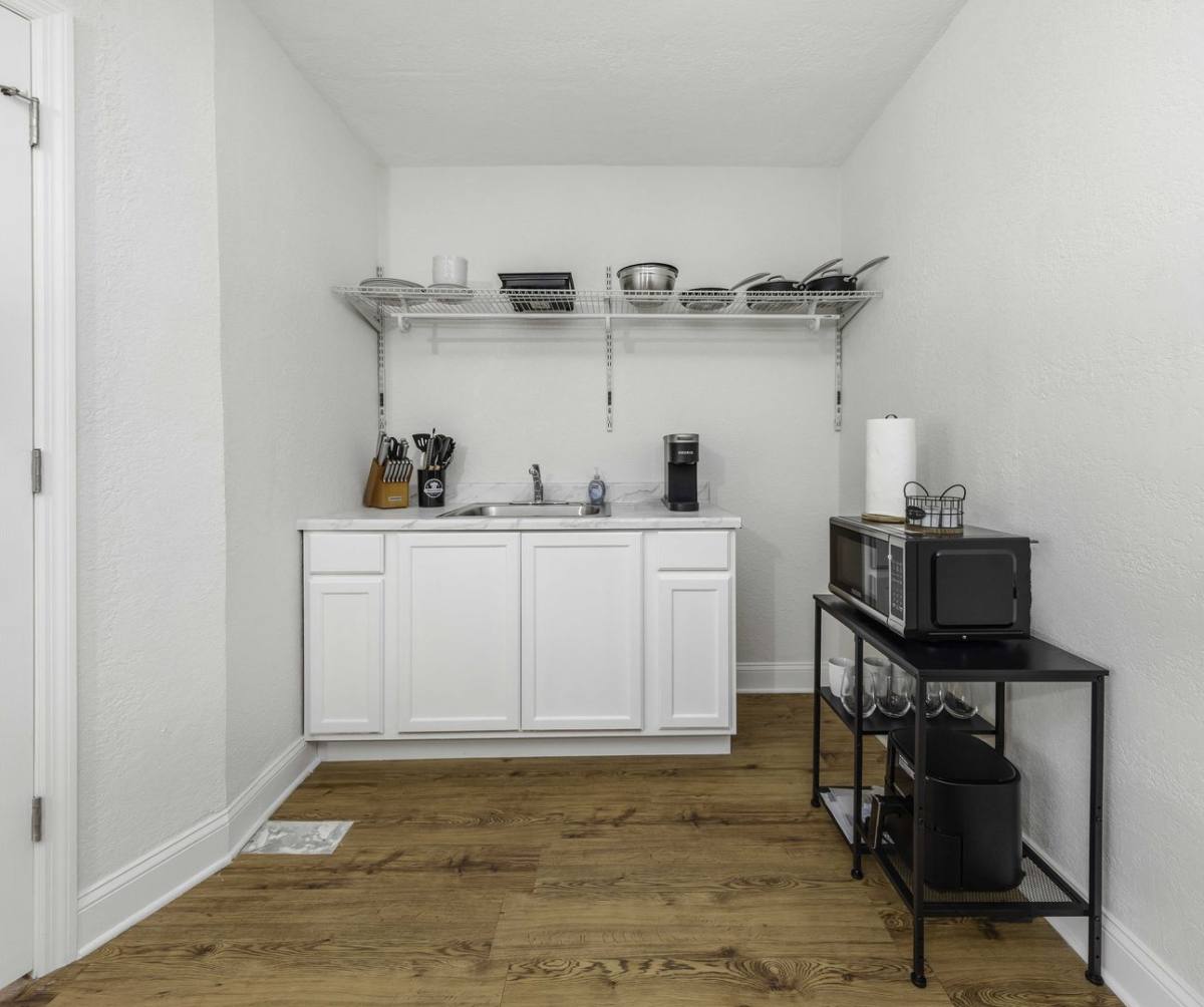 Apartment for rent at 310 24th Ave N, Saint Petersburg, FL 33704
