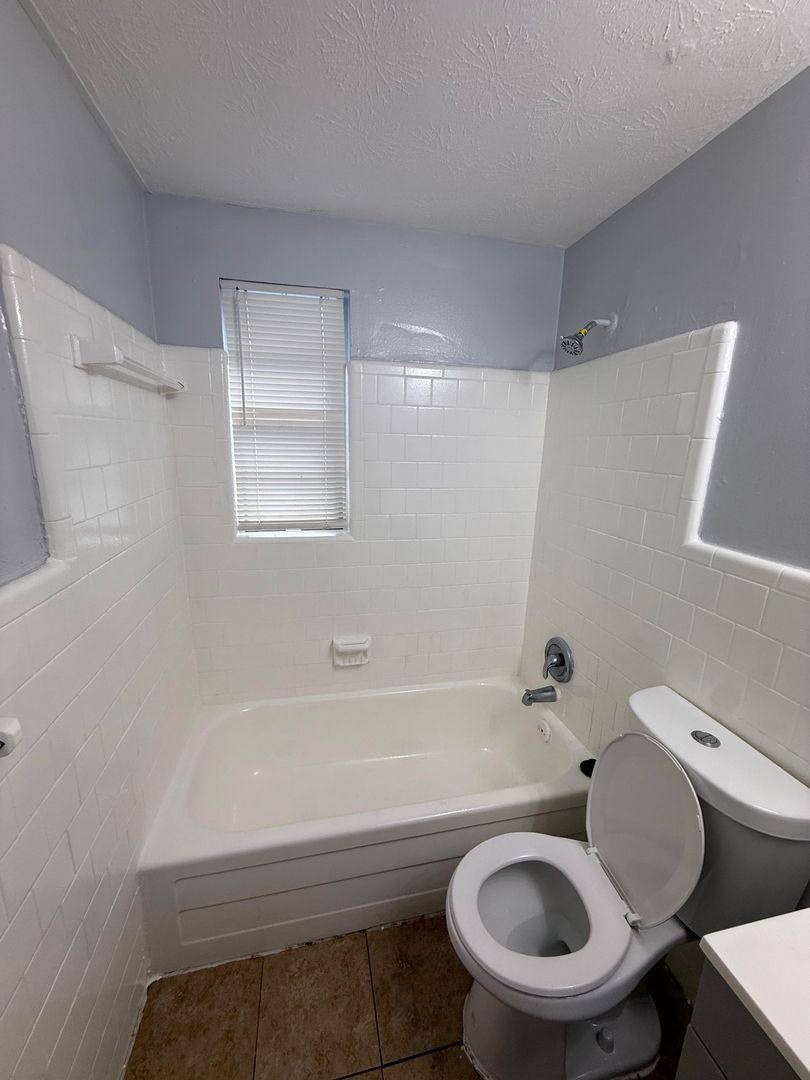 Apartment for rent at 1651 1653 Union St, Jacksonville, FL 32209