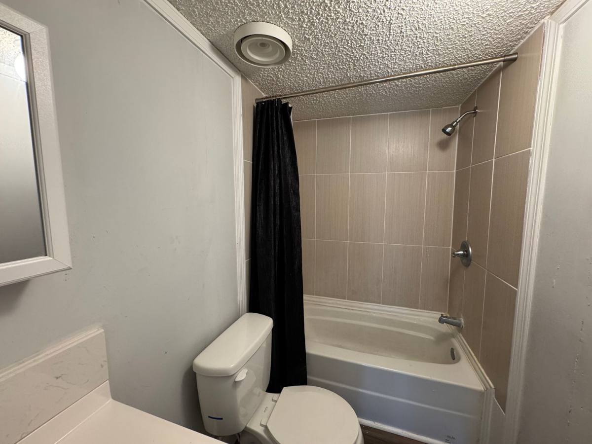 Apartment for rent at 154 NW Alpata Court, Lake City, FL 32055