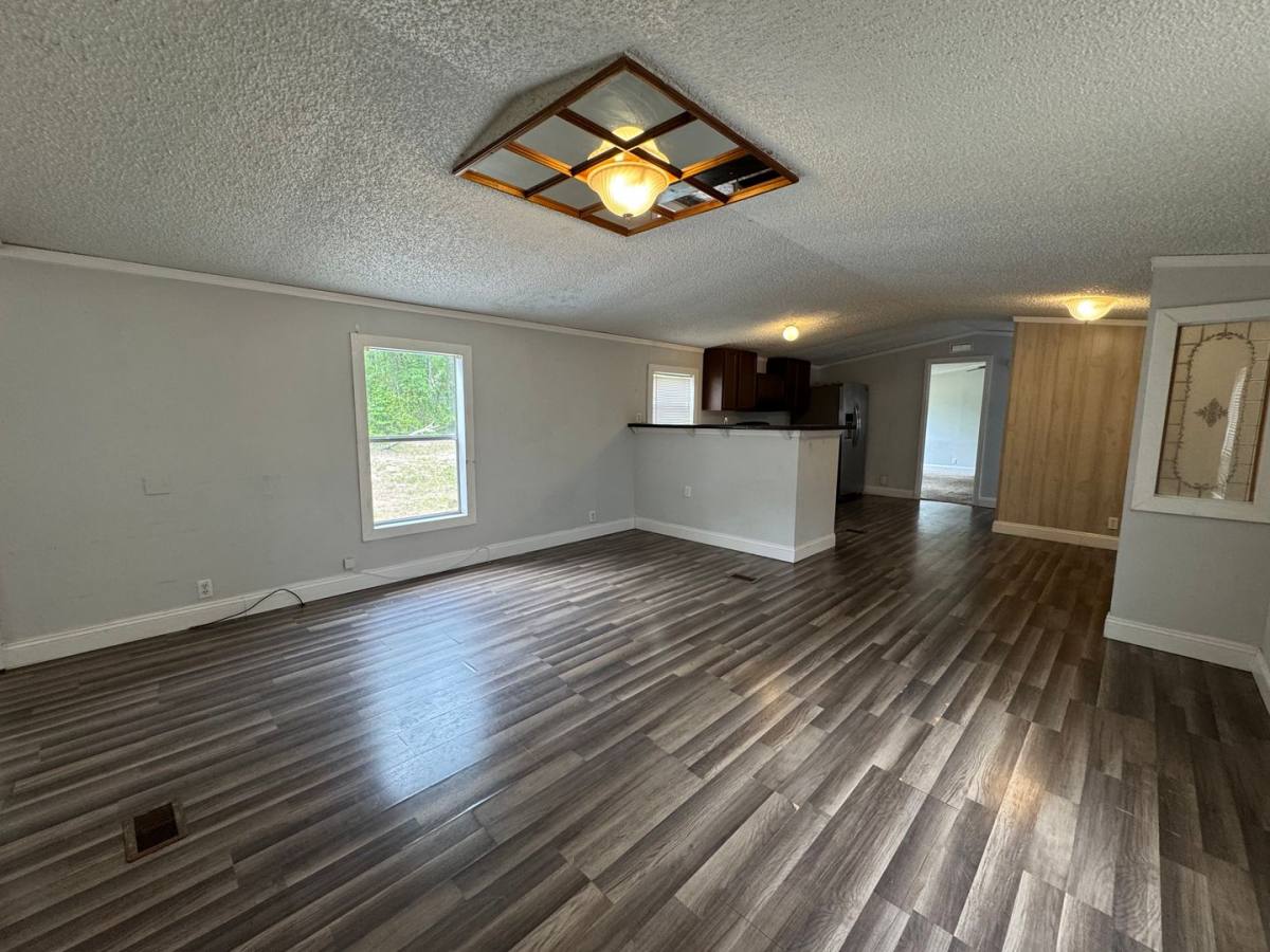 Apartment for rent at 154 NW Alpata Court, Lake City, FL 32055