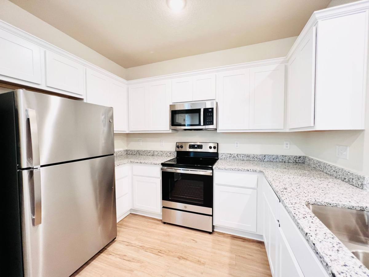 Townhouse for rent at 10322 Lynwood Village, San Antonio, TX 78245