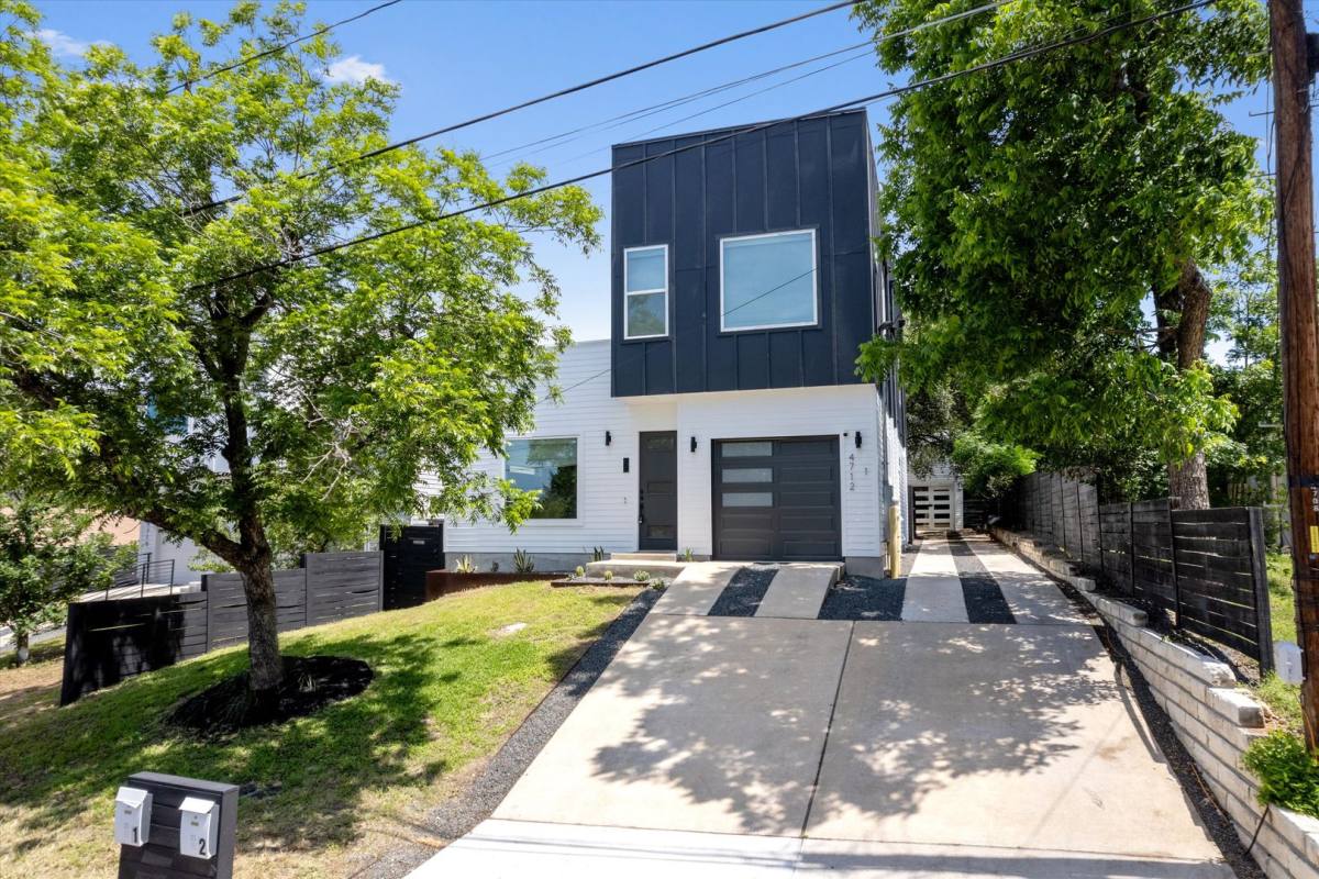 Condo for rent at 4712 Reyes St, Austin, TX 78721