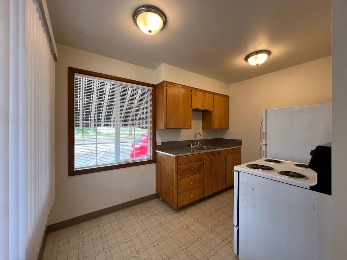 Apartment for rent at 1319 E Reserve St, Vancouver, WA 98661