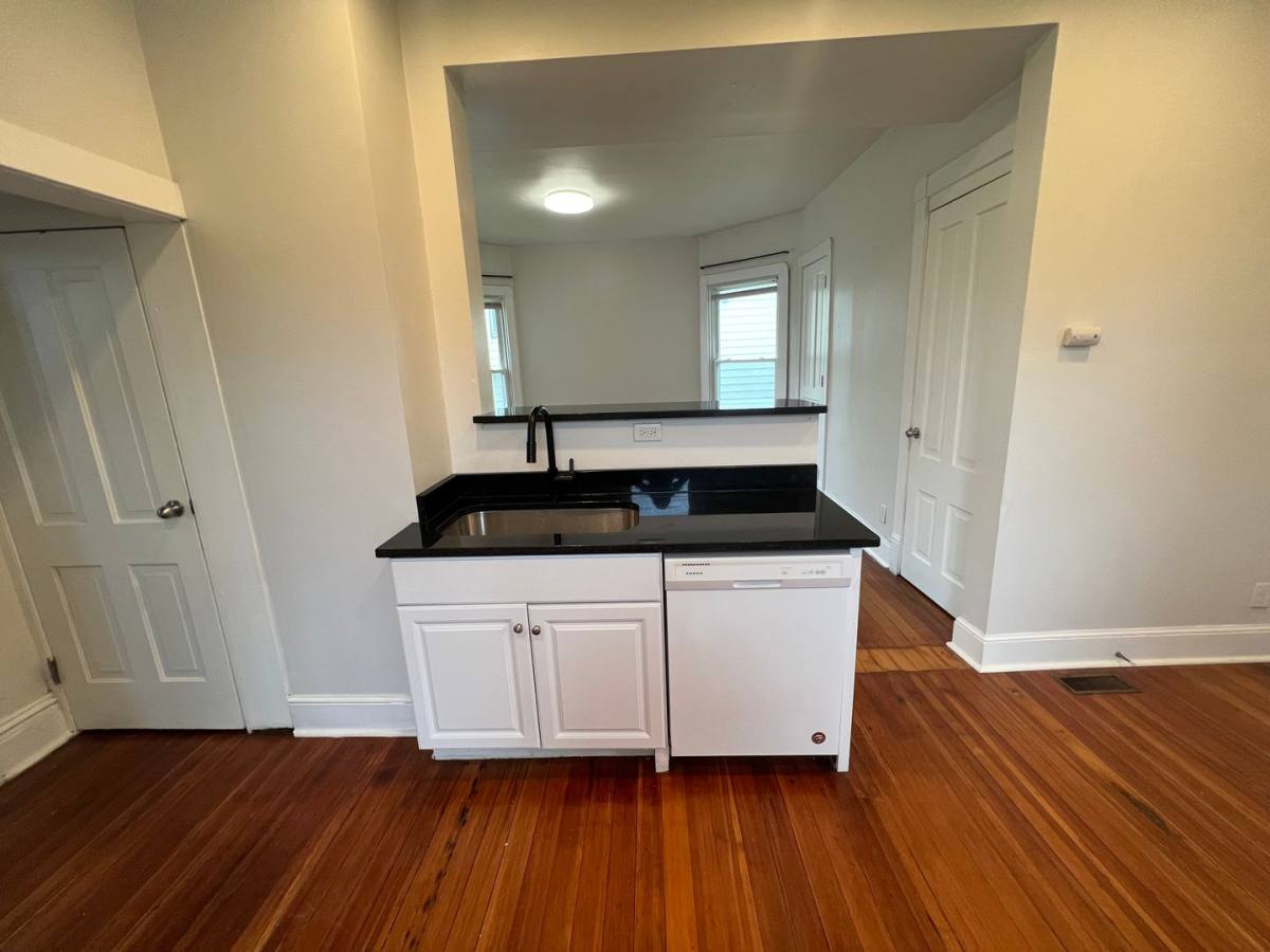 House for rent at 542 S 29th St, Omaha, NE 68105