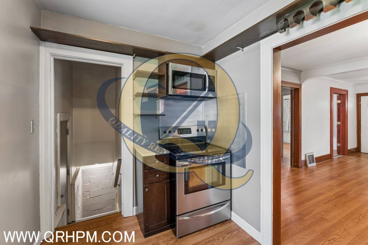 House for rent at 2544 Tyrone St, Flint, MI 48504