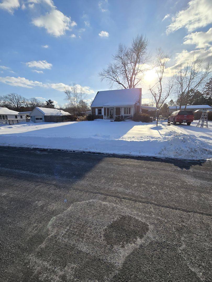 House for rent at 4872 Orchard Dr, Center Valley, PA 18034