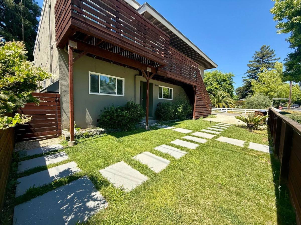 Apartment for rent at 1959 & 1961 Fifth Ave, San Rafael, CA 94901