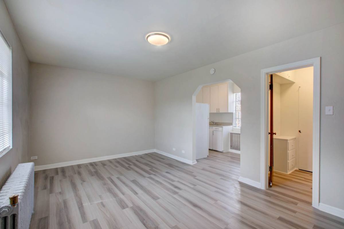Apartment for rent at 1000 S Logan St, Denver, CO 80209
